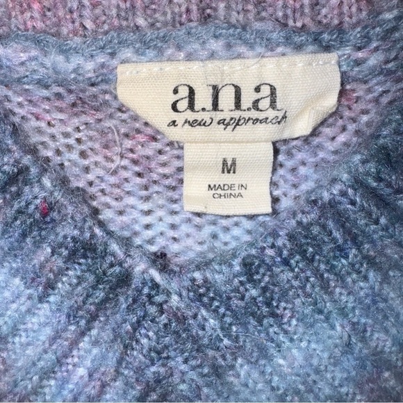 WOMENS A.n.a. A new approach Size Medium V-neck Sweater Pink, blue, gray - Picture 4 of 5